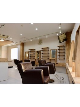 ダメージとサヨナラ…毛先までまとまるしなやかな質感でスタイリングも◎髪のお悩みも気軽にご相談ください