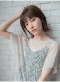 ワンレングスの切りっぱなしボブ