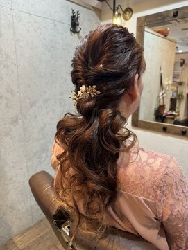 ベソ(Beso) ヘアセット/お呼ばれ/結婚式/二次会/ドレス/アレンジ/編み込み