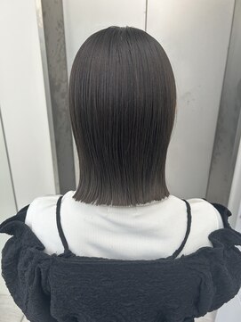 ビューナゴヤ 名駅(VIEW NAGOYA) 外ハネレイヤー/オリーブグレージュ/外ハネ/似合わせカット