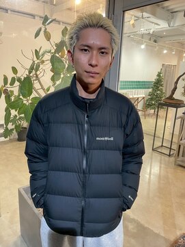 刈り上げオールバックハイライトカラーハイトーンカラー