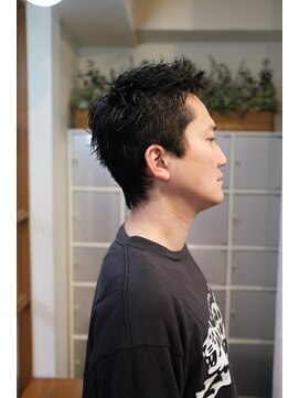 イーズ(e's) スパイキーショート《諸星》