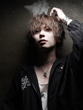 シン(syn) ツイストスパイラルウルフ