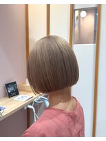 フィーカ(fika)&nbsp;透明感ミルクティーベージュボブ☆.