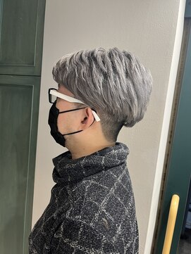 ヘアサロン ナノ(hair salon nano) ツーブロック×シルバーカラー
