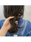 【 暗め、透明感、赤みなし。オリーブグレージュ 】