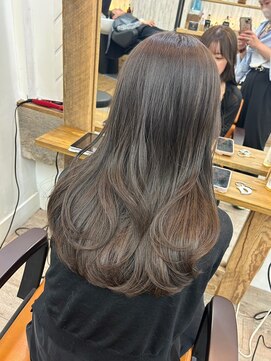 ナンバー イル デュッカ 札幌(N° il duca) ダークアッシュシアーカラーセミディTOKIOケラスターゼケアプロ