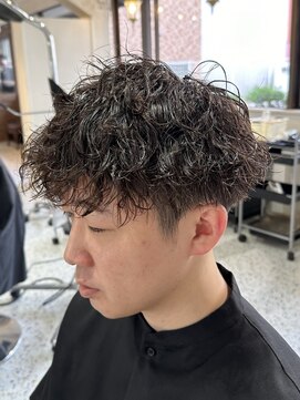 サンバイセライロ 千葉(SAN. by celilo) ツイストスパイラルパーマ【加藤優花】