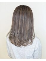 ミル バイ インスヘアー(MIRU by INCE HAIR)&nbsp;ハイライト×白髪ぼかし