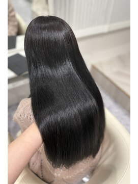 ナビ 金沢駅前店(navi) 暗くても透明感たっぷり♪髪質改善艶カラー