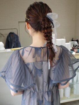 トナリ(tonari) お呼ばれヘアセット 編みこみポニーテール【鹿児島中央】