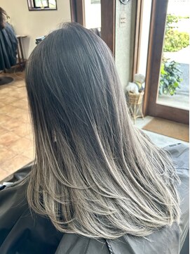 ナミアト(NAMI.ATO.) ホワイトベージュ×グラデーション