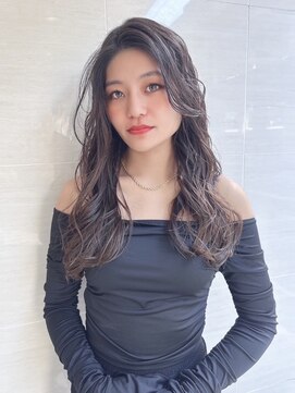 オーロ(ORO) 暗めカラー外国人風かきあげロングくびれヘア