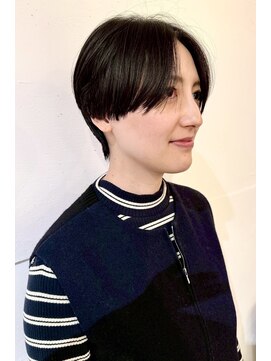 イーズ 鎌倉(e's) 《e'sイーズ鎌倉》30代からの女性に。収まりの良いショートヘア