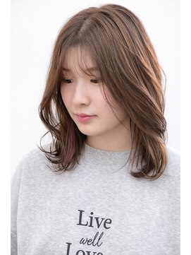 メゾン 吉祥寺北口(MAISON) 透け感ピンクベージュ × レイヤーミディ