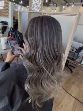 ジェニックバイノギオ(GENIC BY NOGIO) バレイヤージュ