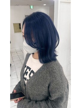 トイロ(toiro) レイヤーカットミルクティーベージュブリーチなしダブルカラー