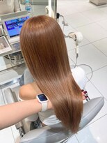 ネルケ 立川(nelke)&nbsp;ブリーチ1回ヘーゼルベージュ透明感カラーロングツヤ髪髪質改善