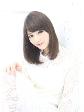 ソース 梅田(SOURCE) 大人ショート(ダークグレージュ)