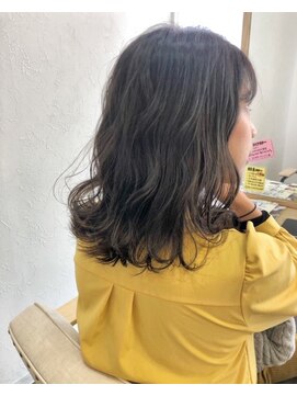 ヴェーラヘアー(VEЁЯA hair) スモーキーグレージュ