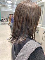 テトヘアー(teto hair) グレージュ、アッシュベージュ、ミディアヘア、透け感カラー