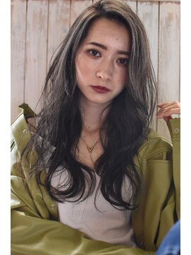 メーヴェ(Mowen) ケアブリーチxグレージュxアディクシーx春夏トレンド