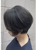 前下がりグラボブ_エアリーミディショートパーマ_