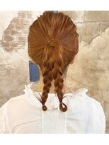 マギーヘア(magiy hair)&nbsp;三つ編みアレンジ［magiyhair西部笑］