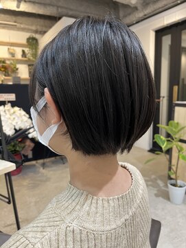 イースエモーション(ease et motion) 【天神 今泉 大名】ショート ミニボブ カーキブラウン