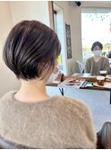 頭と首をキレイに魅せるスッキリお姉さんショート♪30代40代50代