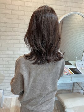 マーリャヘアー(mallia hair) くびれ外ハネセミロング