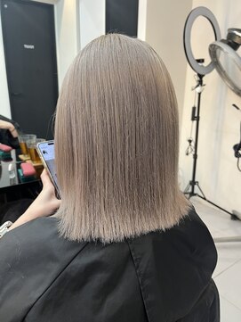 ラピス 大宮(Lapis) ホワイトグレー♪