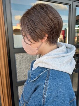 アングゥイー(ungu iE) ハイトーンショート