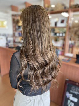 スタジオフィット(STUDIO FITTO) ・ブリーチなしグラデーションカラーオリーブロングヘア・