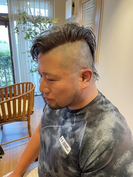 ユウヘアー 石川橋店(U Hair) エッジィー/メンズカット/シルバーカラー