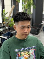 ヘアーラボ 樟葉(Hair Labo)&nbsp;海外くせ毛風フェザーアップ スキンフェード 枚方 南楠葉