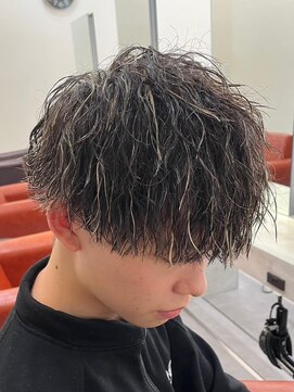 キングオブヘア バイ ノイズ 梅田茶屋町店(KING of hair by NOISM) *NOISMメッシュ波巻きツイストスパイラルマッシュツーブロック