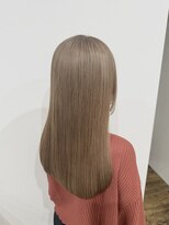 イリス(Iris)&nbsp;ベージュ×ブリーチ