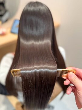 ヘアメディカルサロン 大阪梅田 髪質改善/トリートメント/ストレート/縮毛矯正