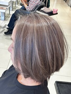 ヘアアンドビューティー クアトロ 戸祭店(QUATRO) ハイライト