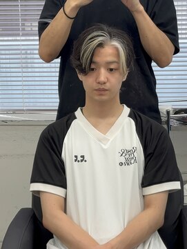 ペレ 渋谷(PELE) MEN’S HAIR/ブルーブラック/フェザーパーマ/渋谷