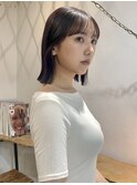 ぱつっと切りっぱなしボブスタイル