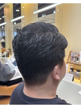クオリス 上板橋店(QUALIS) ◎20代30代メンズ爽やかセンターパートニュアンスパーマ
