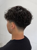 ジレス(Jiles) バロックパーマ/メンズパーマ/海外風ヘア/外国人風パーマ