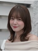 韓国風くびれミディアムボブハッシュカット