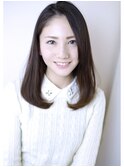 黒髪暗髪でも似合うフレンチシックなこだわり小顔ハンサムミディ