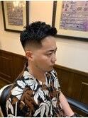 スキンフェードアイロンパーマ