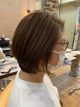 ティエル(Tiele) すっきりショートボブ