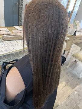 ハグエヴェック(HUG AVEC) ツヤベージュ