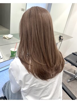 サンクプロジェクト(cinq PROJECT) 韓国風顔周りレイヤーカットミルクティーベージュブラウンカラー